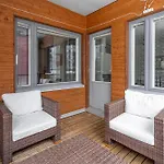 Lakeside Retreat Near The University, With 2 Free Parking Spots Apartament