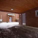 Lakeside Retreat Near The University, With 2 Free Parking Spots
