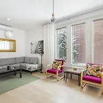 Apartament Lakeside Retreat Near The University, With 2 Free Parking Spots Oulu