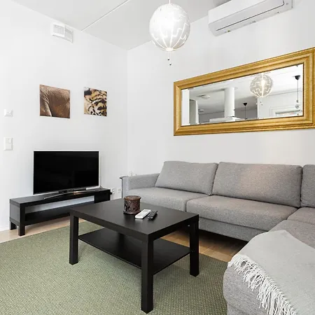 Lakeside Retreat Near The University, With 2 Free Parking Spots * Oulu