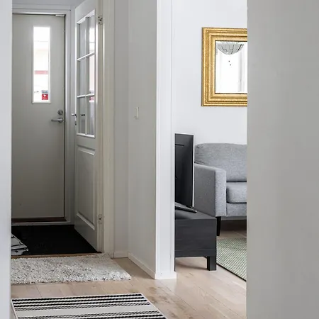 Lakeside Retreat Near The University, With 2 Free Parking Spots Oulu