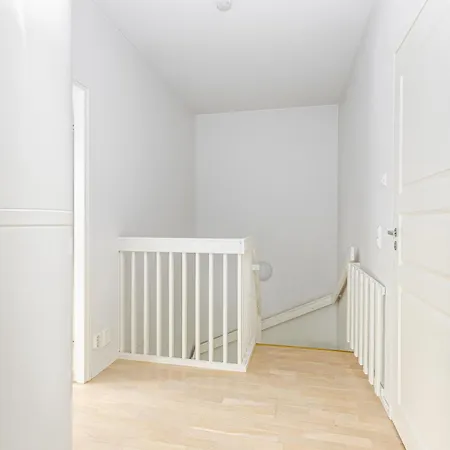 Apartamento Lakeside Retreat Near The University, With 2 Free Parking Spots Oulu