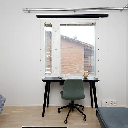 Lakeside Retreat Near The University, With 2 Free Parking Spots *