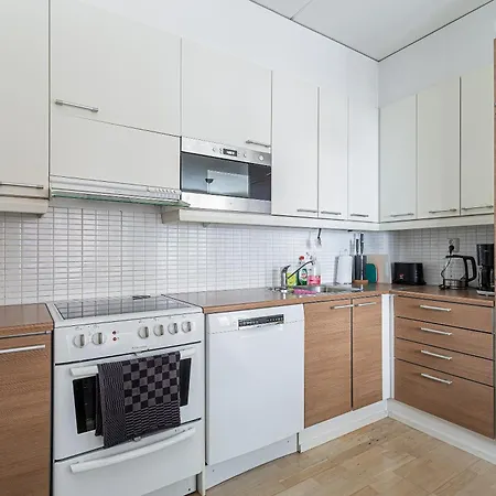 Lakeside Retreat Near The University, With 2 Free Parking Spots Apartmán