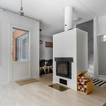 Lakeside Retreat Near The University, With 2 Free Parking Spots Oulu