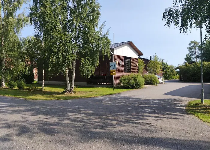 Lakeside Retreat Near The University, With 2 Free Parking Spots أولو