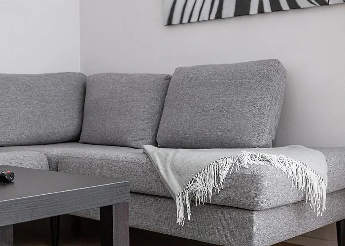 شقة Lakeside Retreat Near The University, With 2 Free Parking Spots