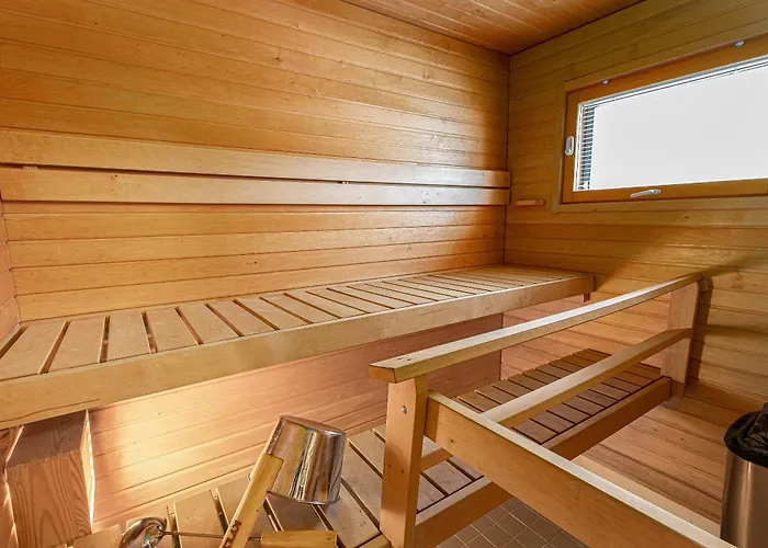 Lakeside Retreat Near The University, With 2 Free Parking Spots 公寓 *