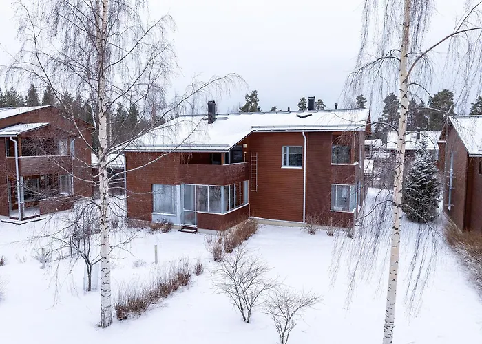 Lakeside Retreat Near The University, With 2 Free Parking Spots