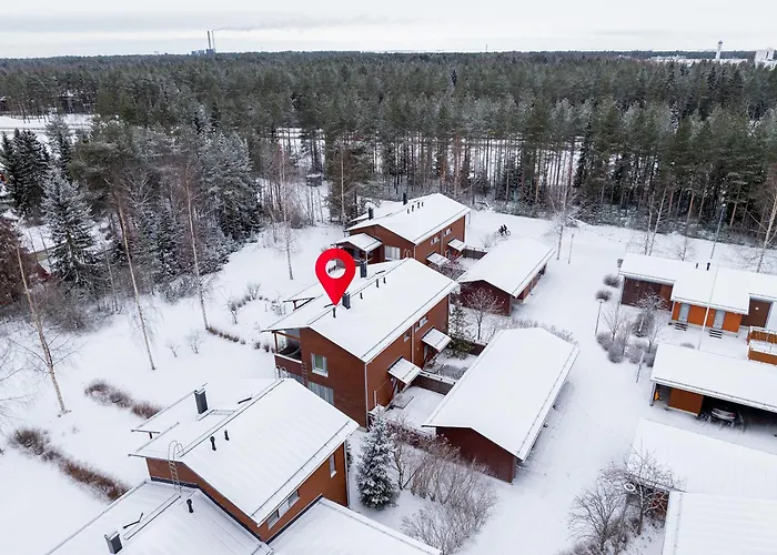 Lakeside Retreat Near The University, With 2 Free Parking Spots