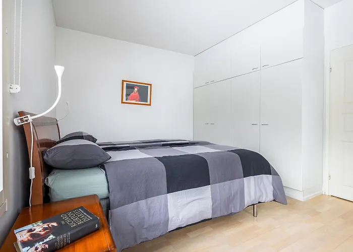 Lakeside Retreat Near The University, With 2 Free Parking Spots 公寓 *