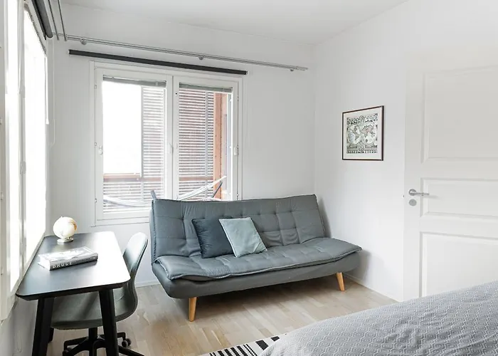 Lakeside Retreat Near The University, With 2 Free Parking Spots 公寓