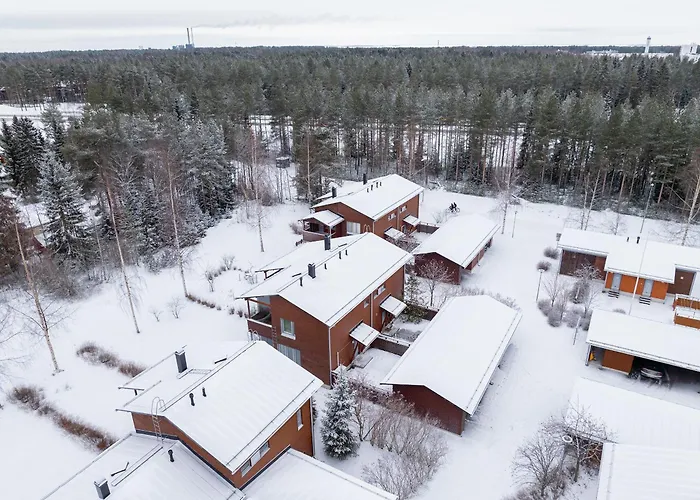 Lakeside Retreat Near The University, With 2 Free Parking Spots