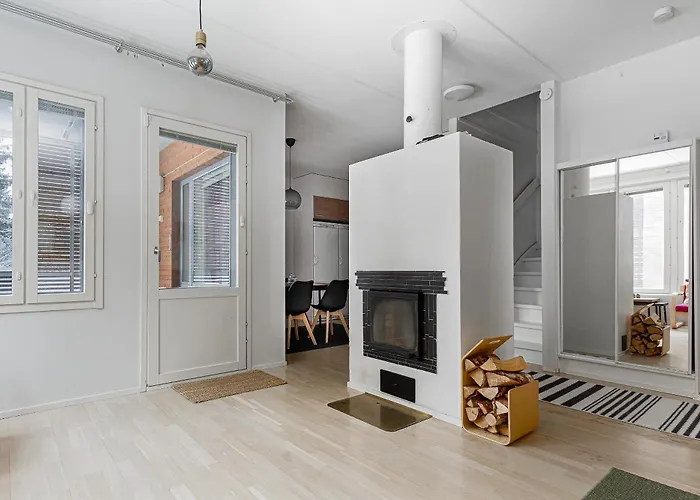 Lakeside Retreat Near The University, With 2 Free Parking Spots أولو